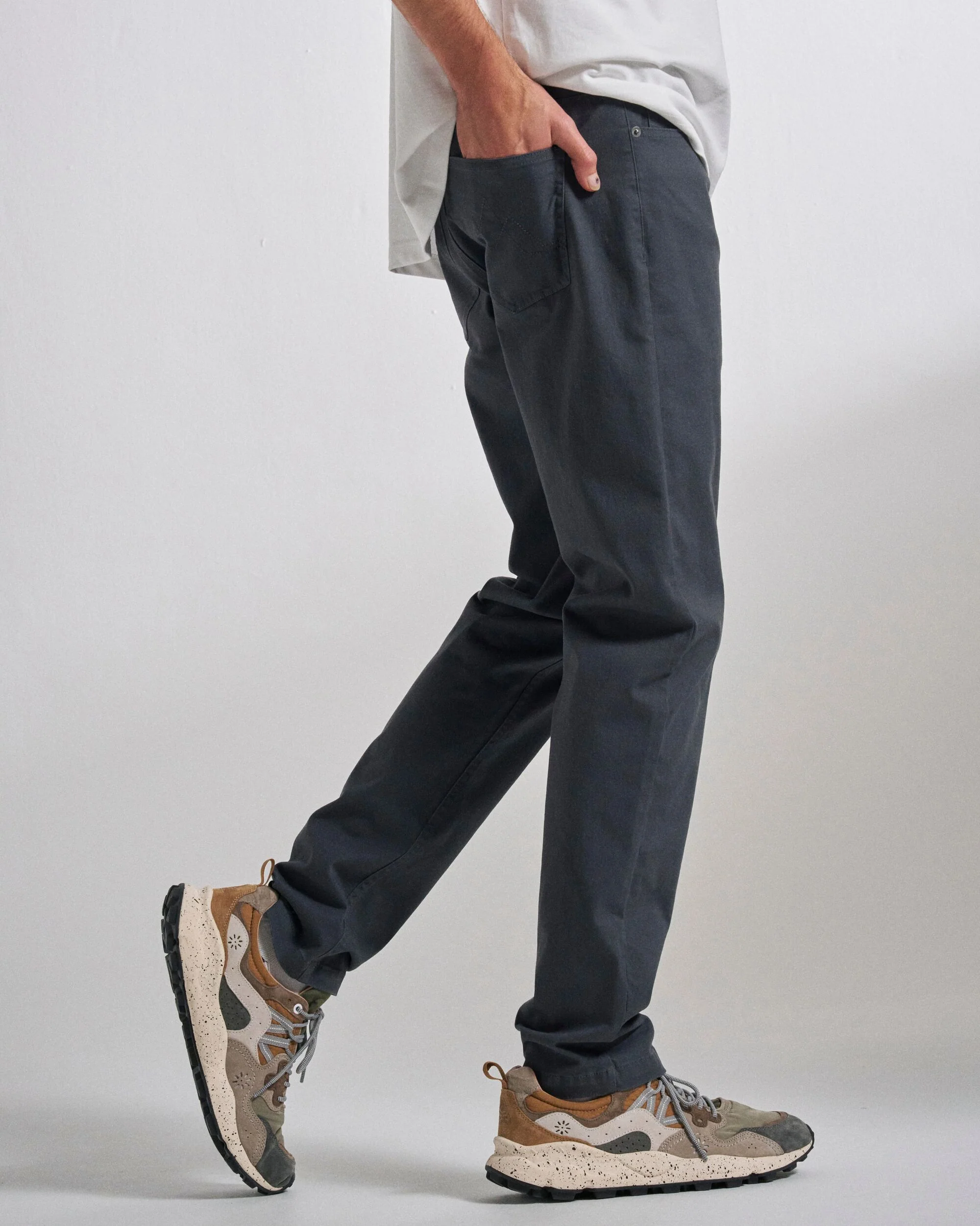 365 5 Pocket Trouser - Charcoal - Image 6