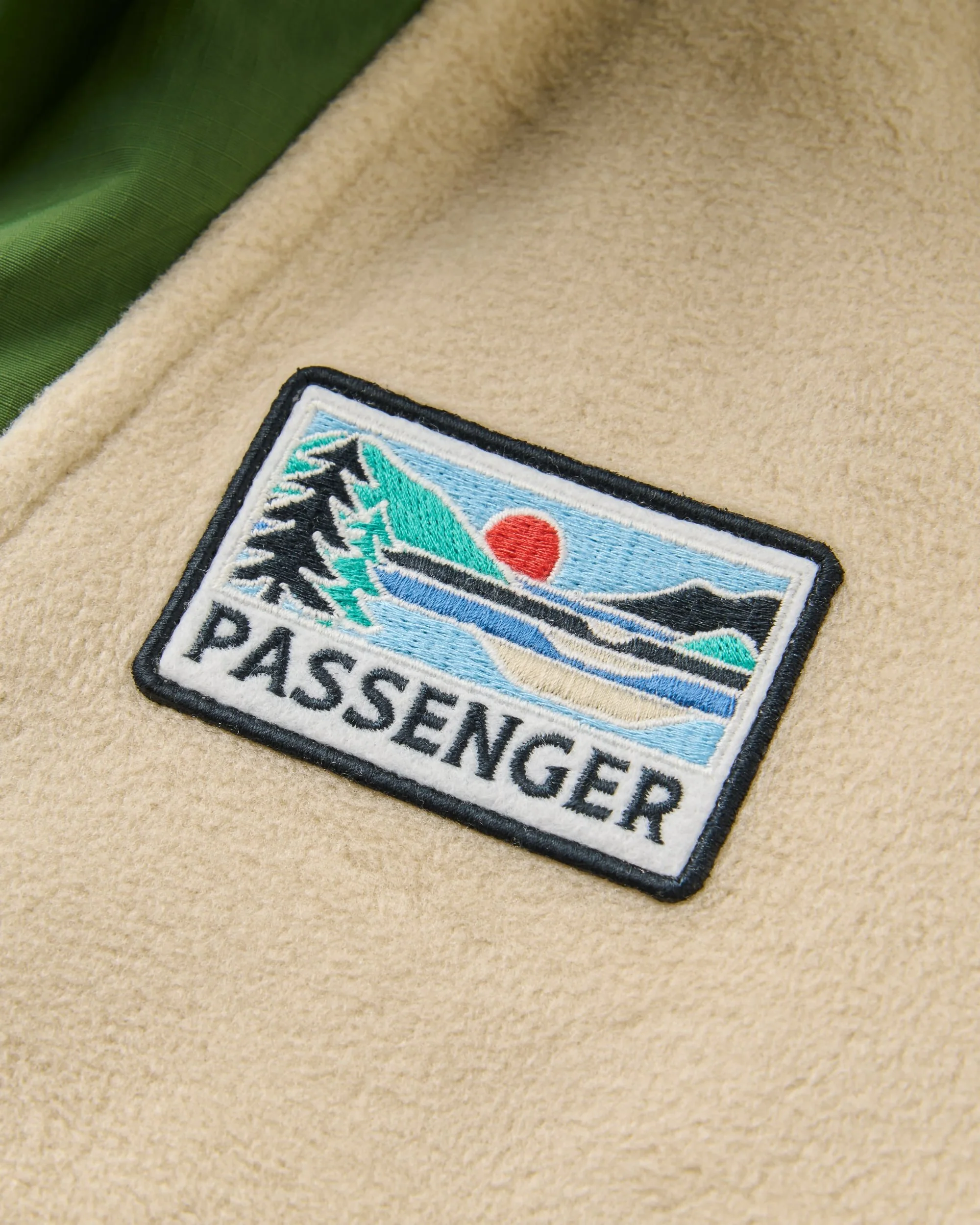 Alexander Hooded Polartec® Fleece - Feather/Wild Green - Image 5