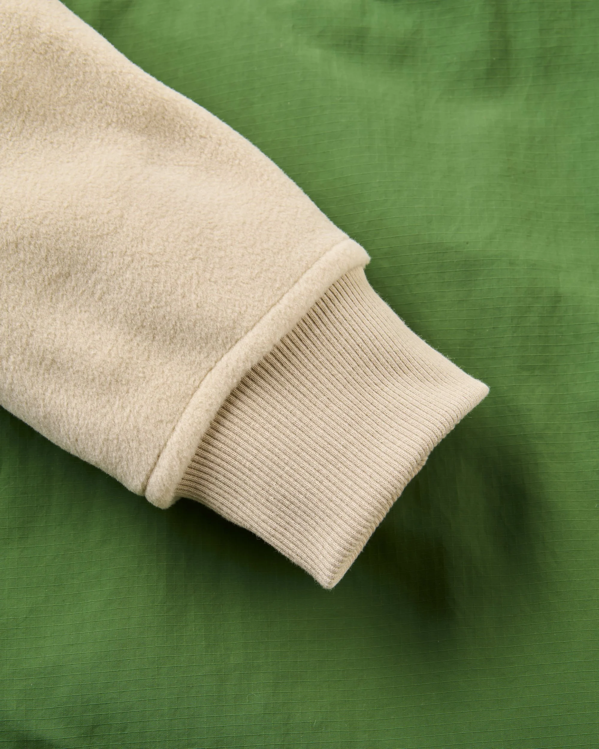 Alexander Hooded Polartec® Fleece - Feather/Wild Green - Image 9