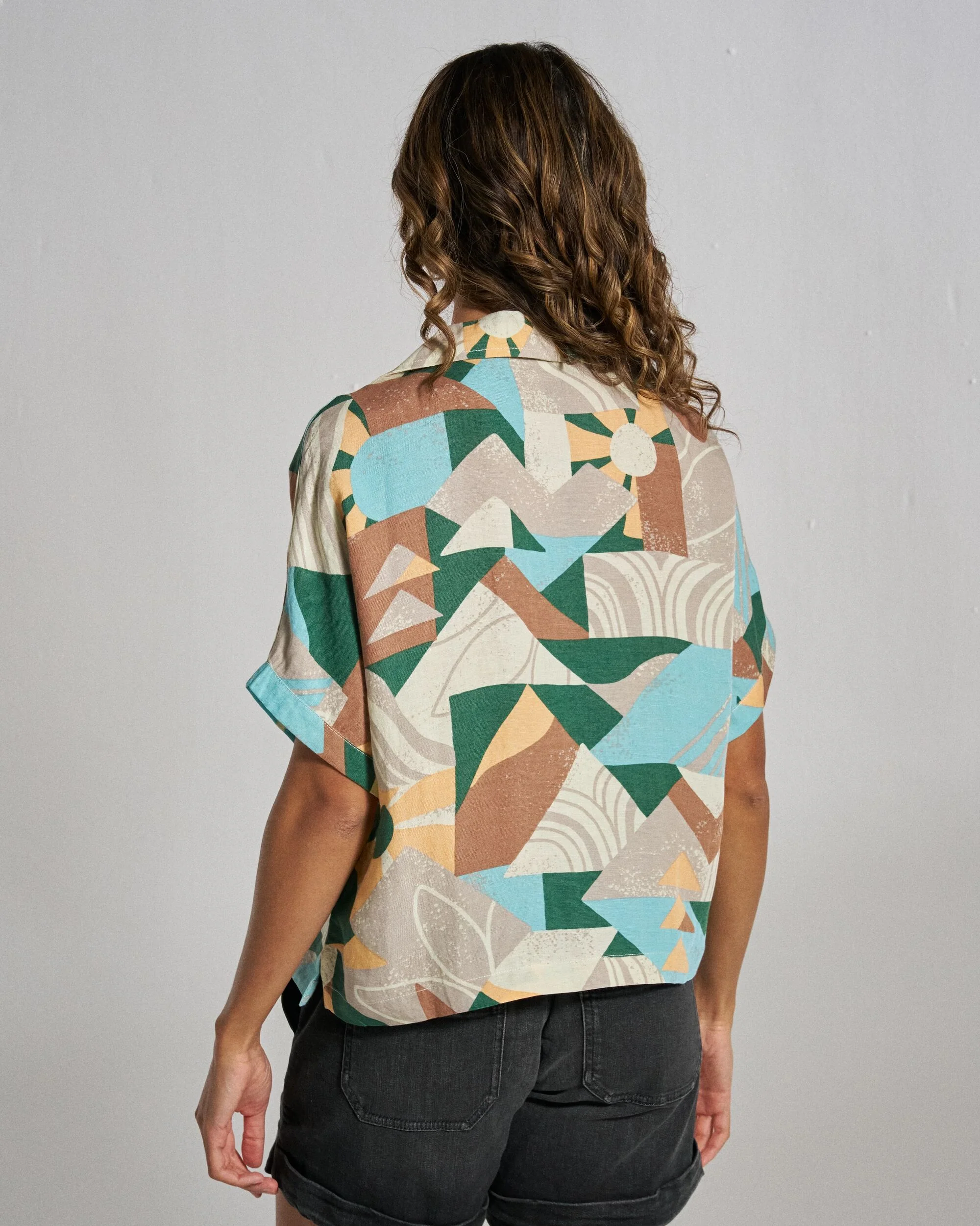 Arden Linen Short Sleeve Shirt - Sun Patch Simply Taupe - Image 5