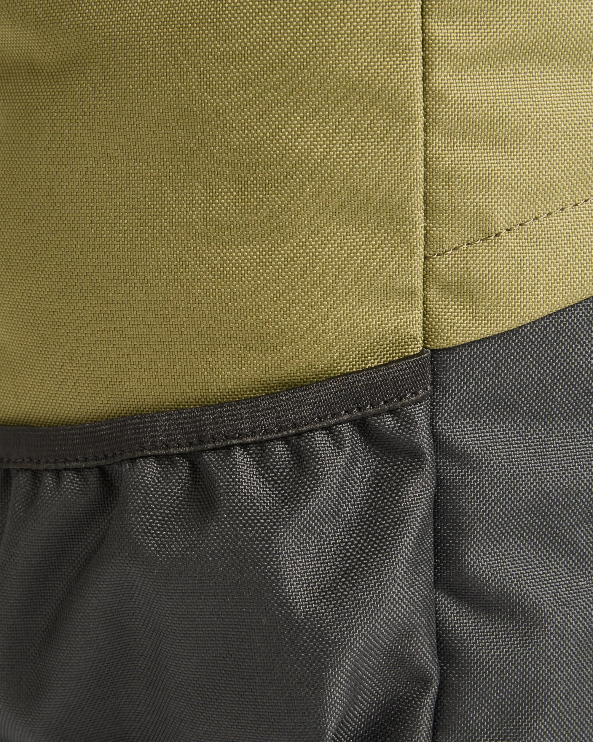 Boondocker 26L Backpack - Black/Khaki - Image 7