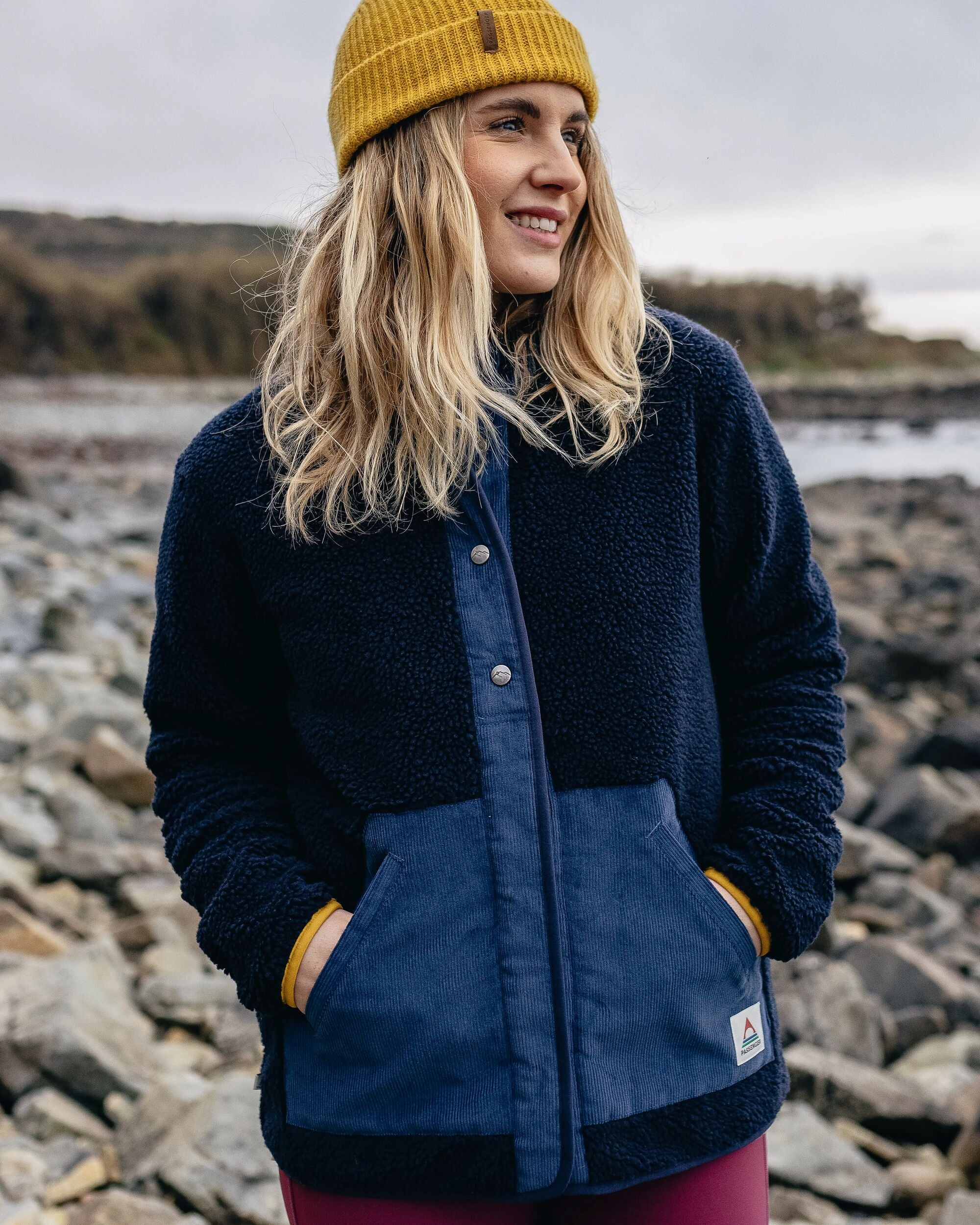 Clover Sherpa Fleece - Deep Navy - Image 3