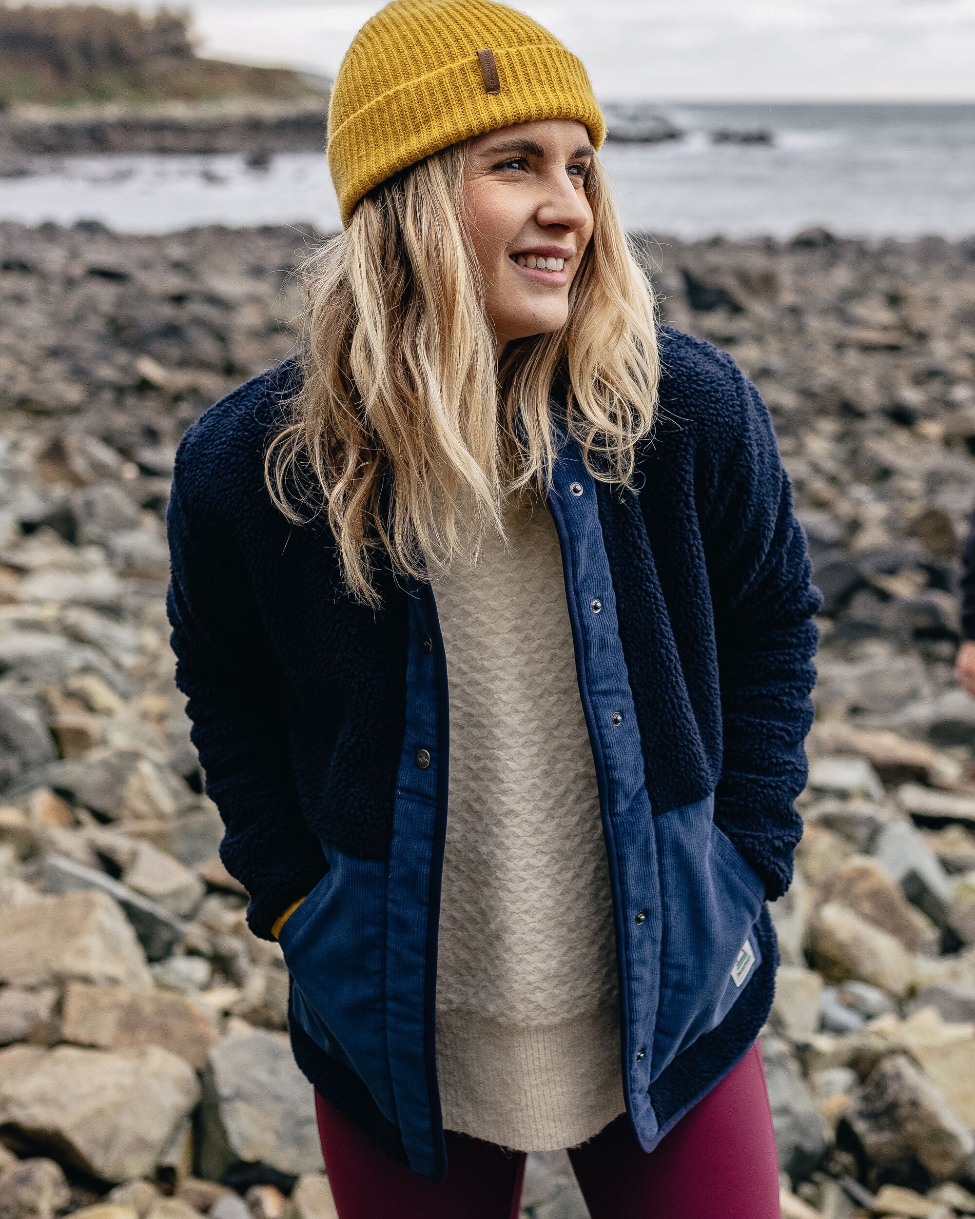 Clover Sherpa Fleece - Deep Navy - Image 5