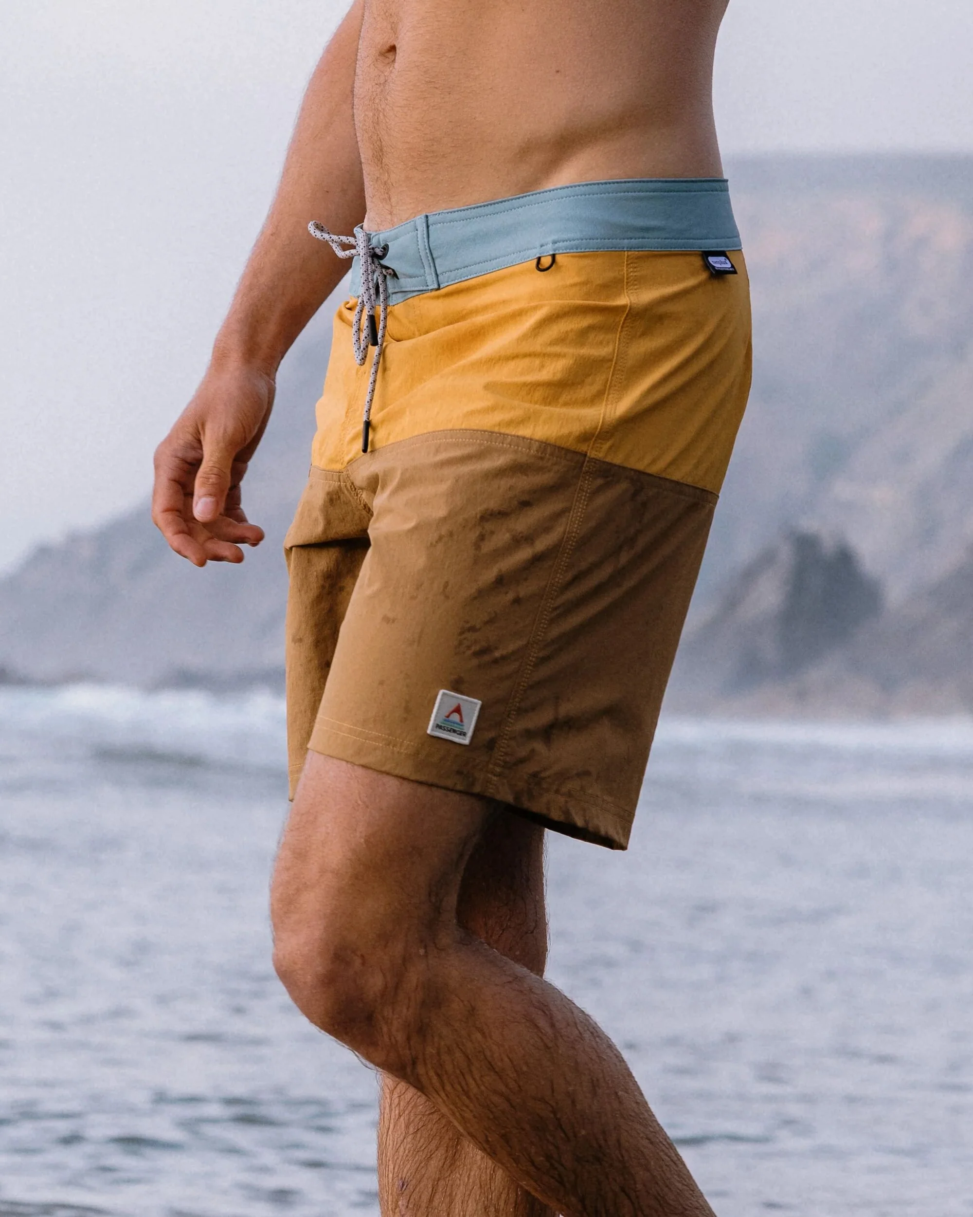 Cutback NetPlus® 17" Boardshort - Spruce Yellow/Toffee