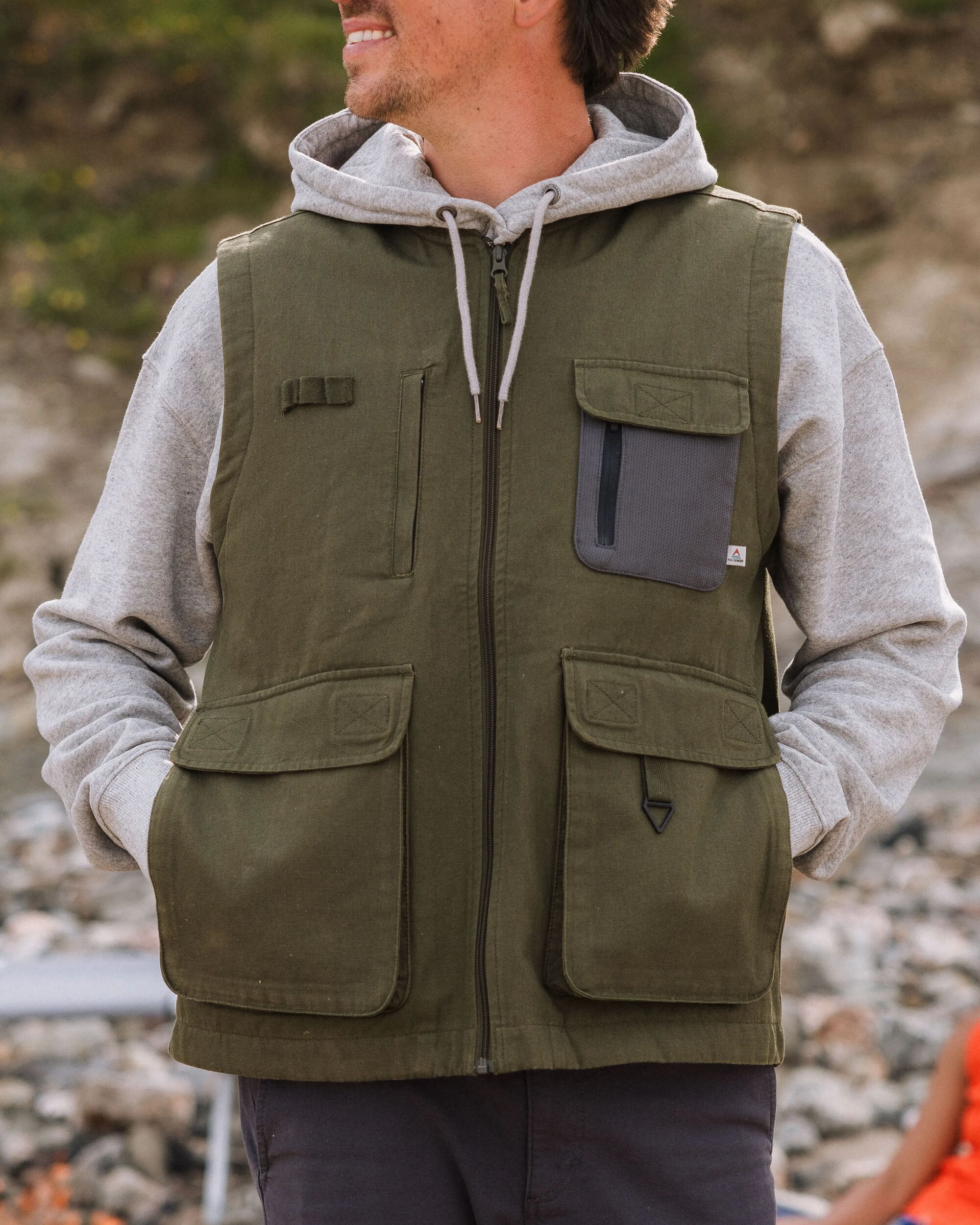 Explorers Organic Cotton Canvas Gilet - Khaki - Image 4