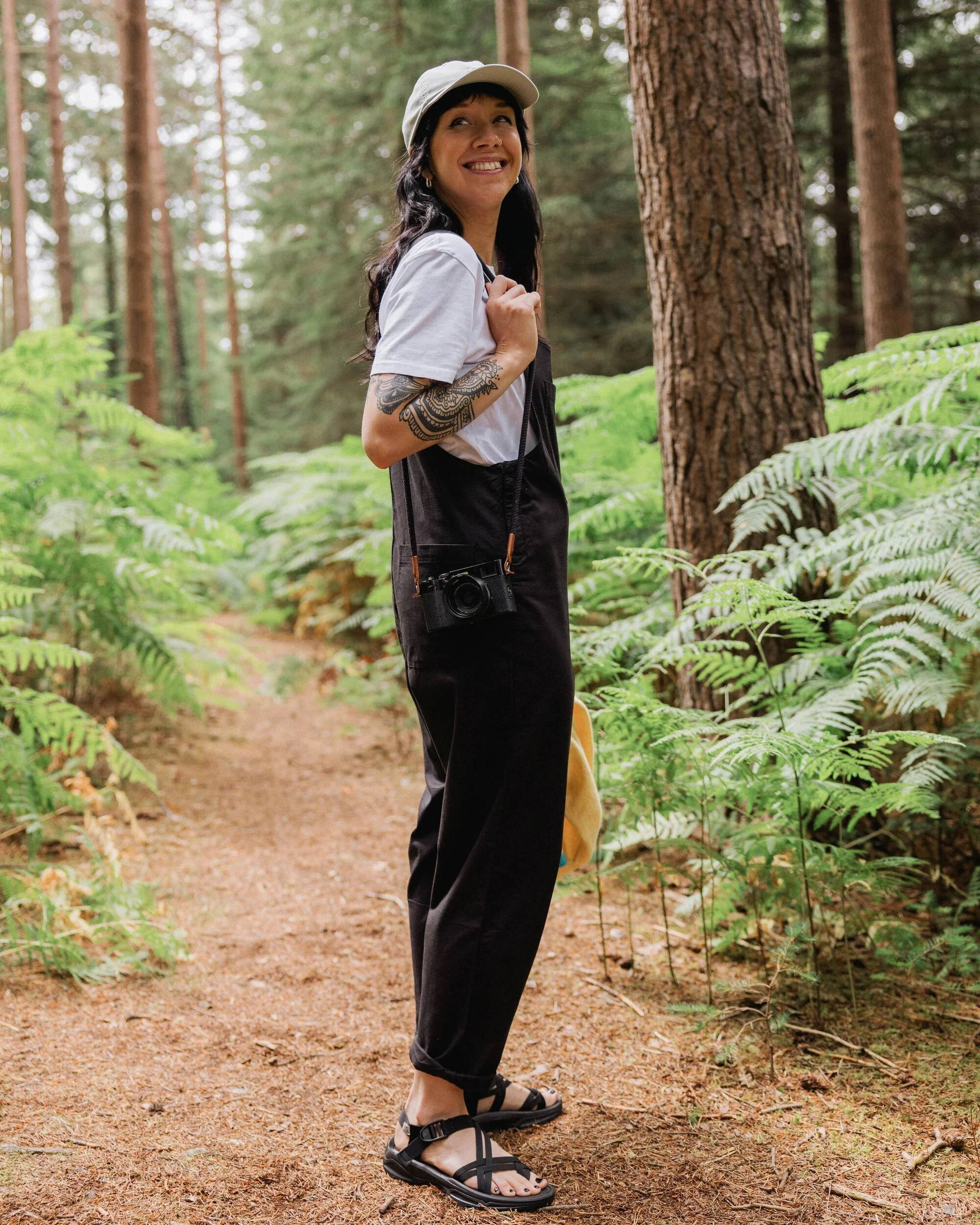 Meadows Organic Cotton Dungarees - Black - Image 5