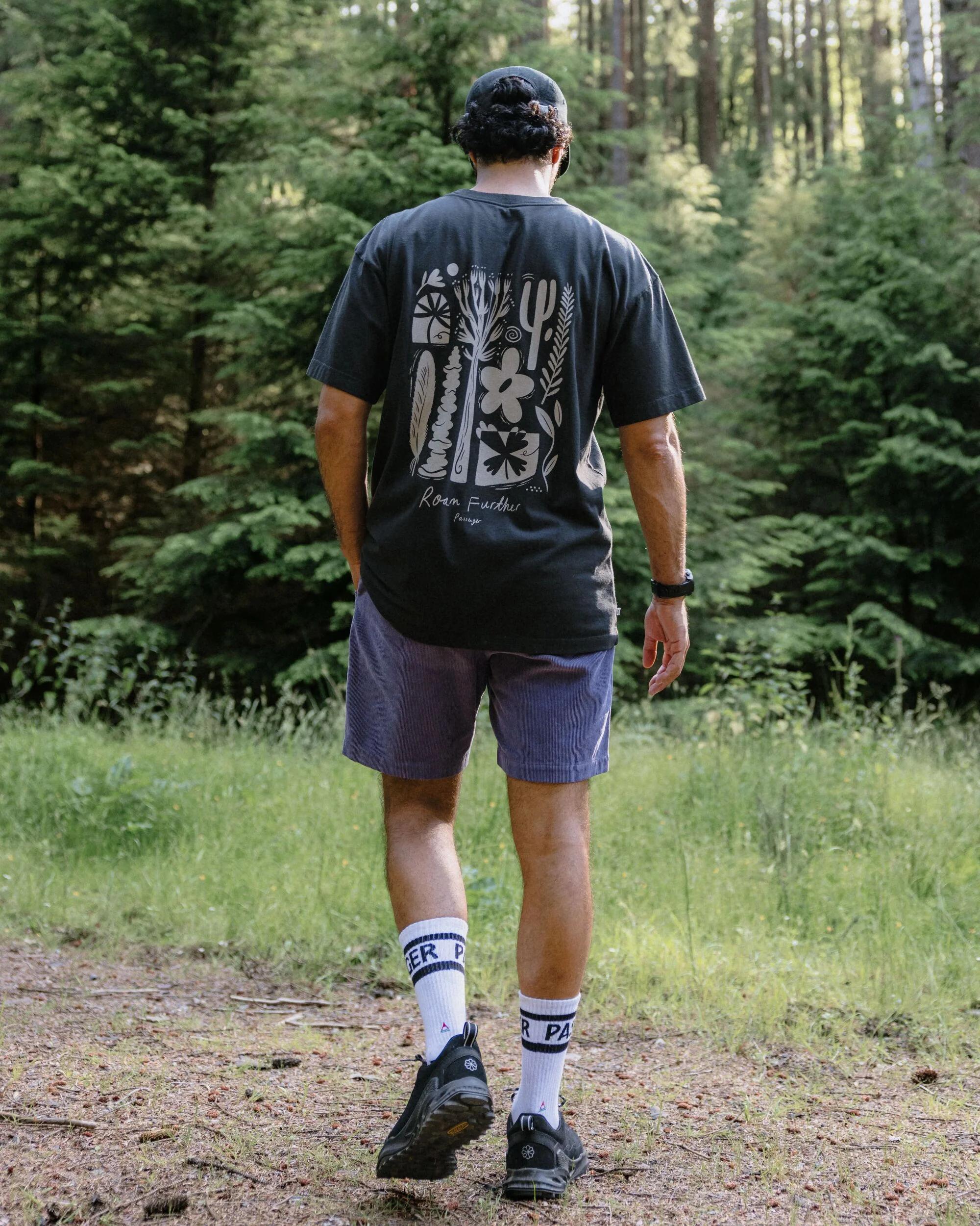 Men's Roam Further T-Shirt - Black - Image 5
