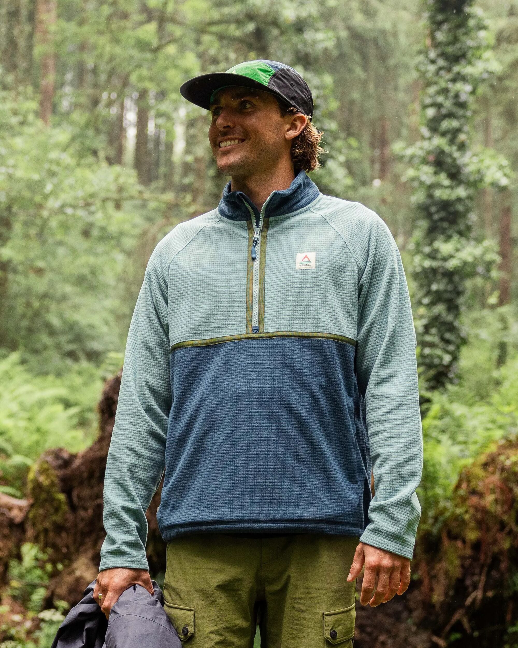 Overlook Grid Polar Fleece - Arctic/Dark Denim
