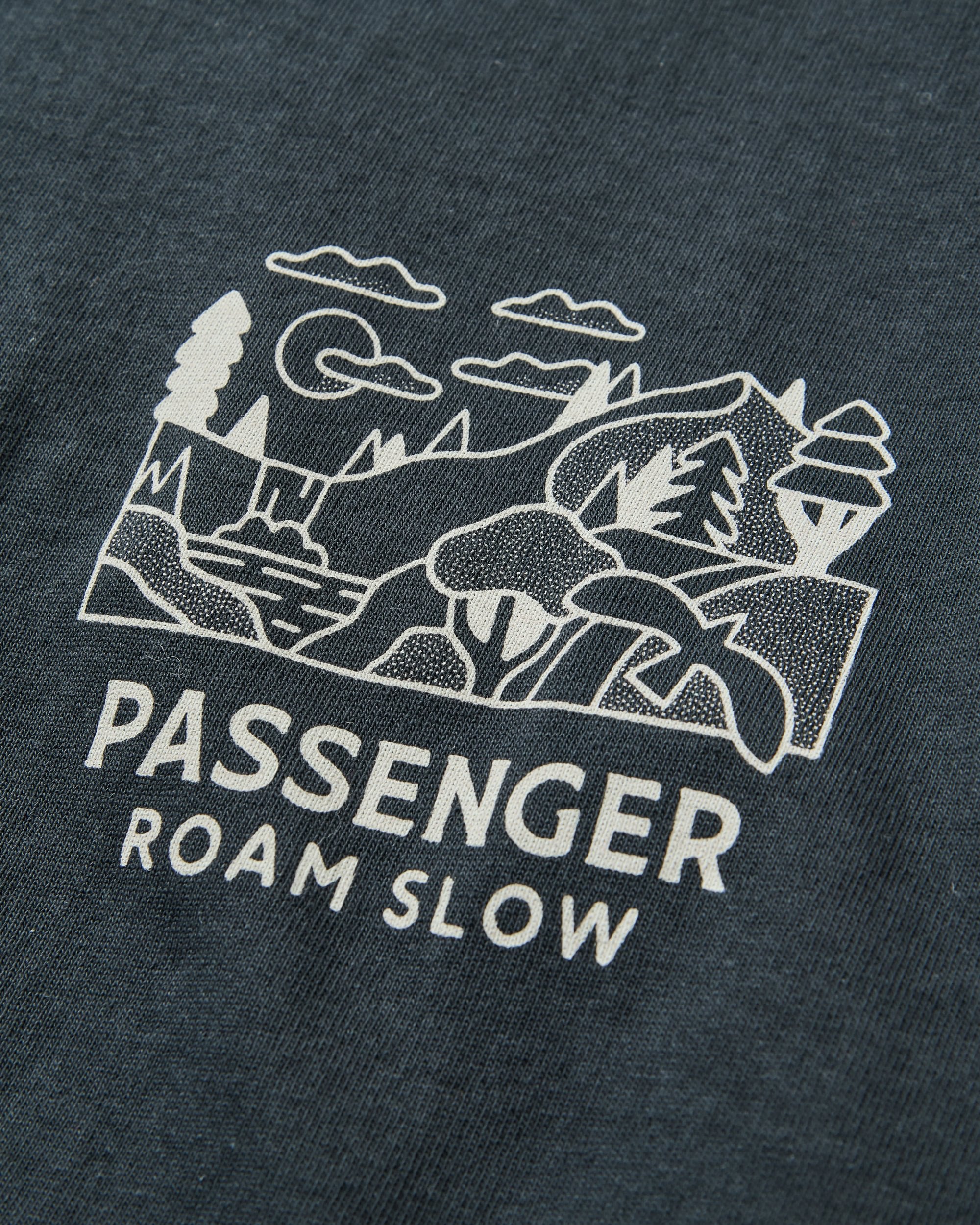 Roam Slow Women's LS T-Shirt - Black - Image 6