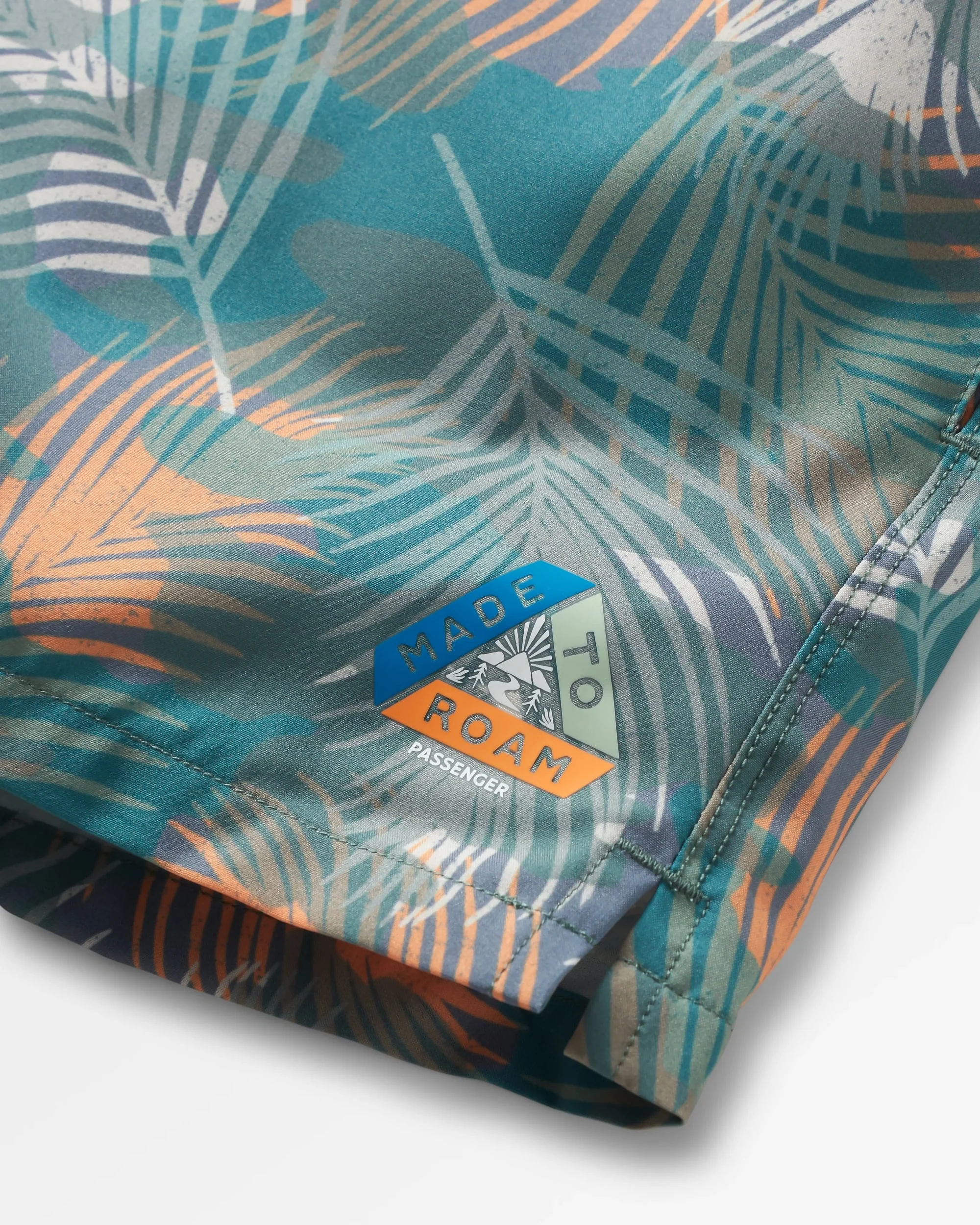 Roundtrip Trail Short 5" - Palm Camo Deep Sea - Image 5