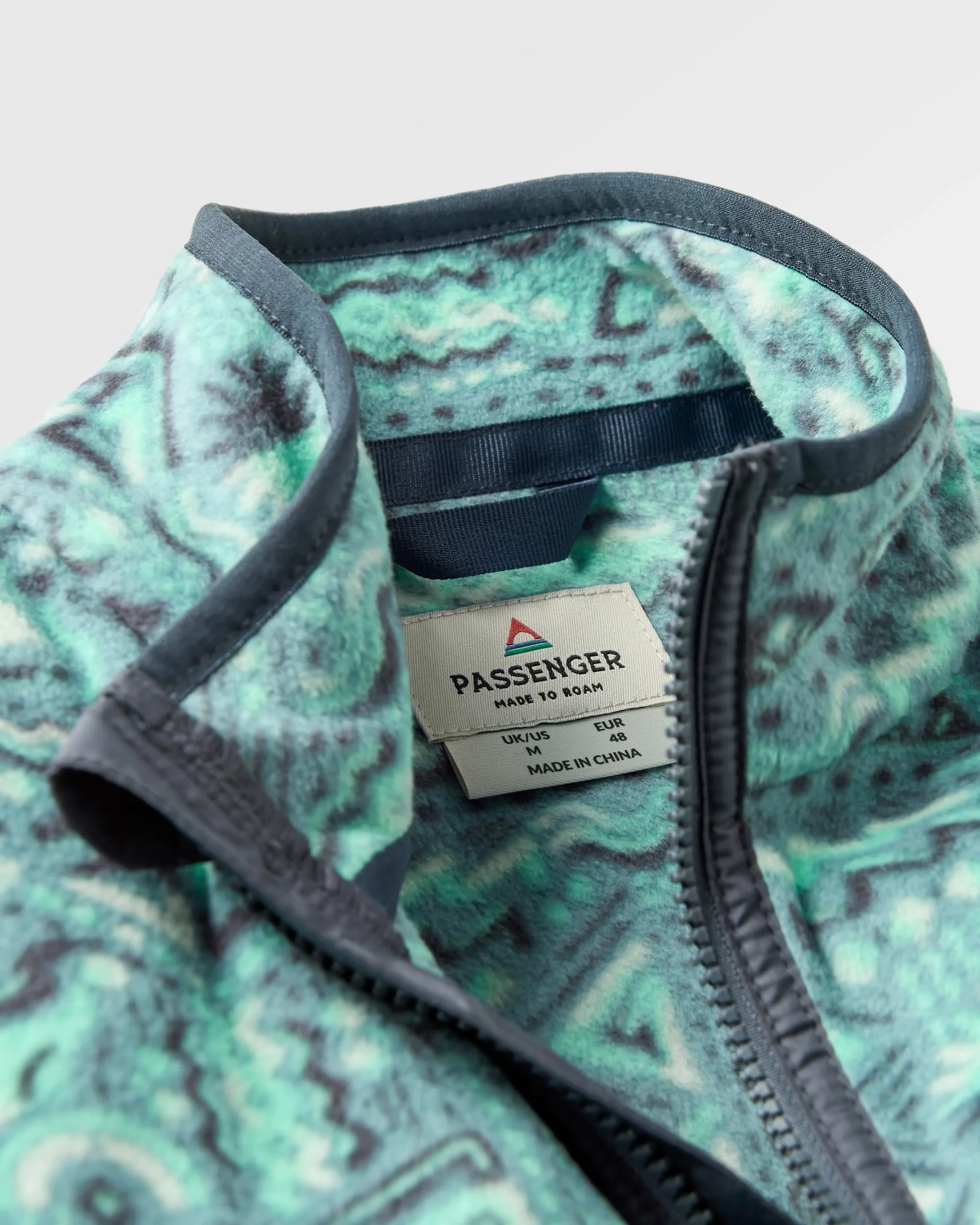 Set Off Polar 1/4 Zip Fleece - Elemental Geo Arctic - Image 10