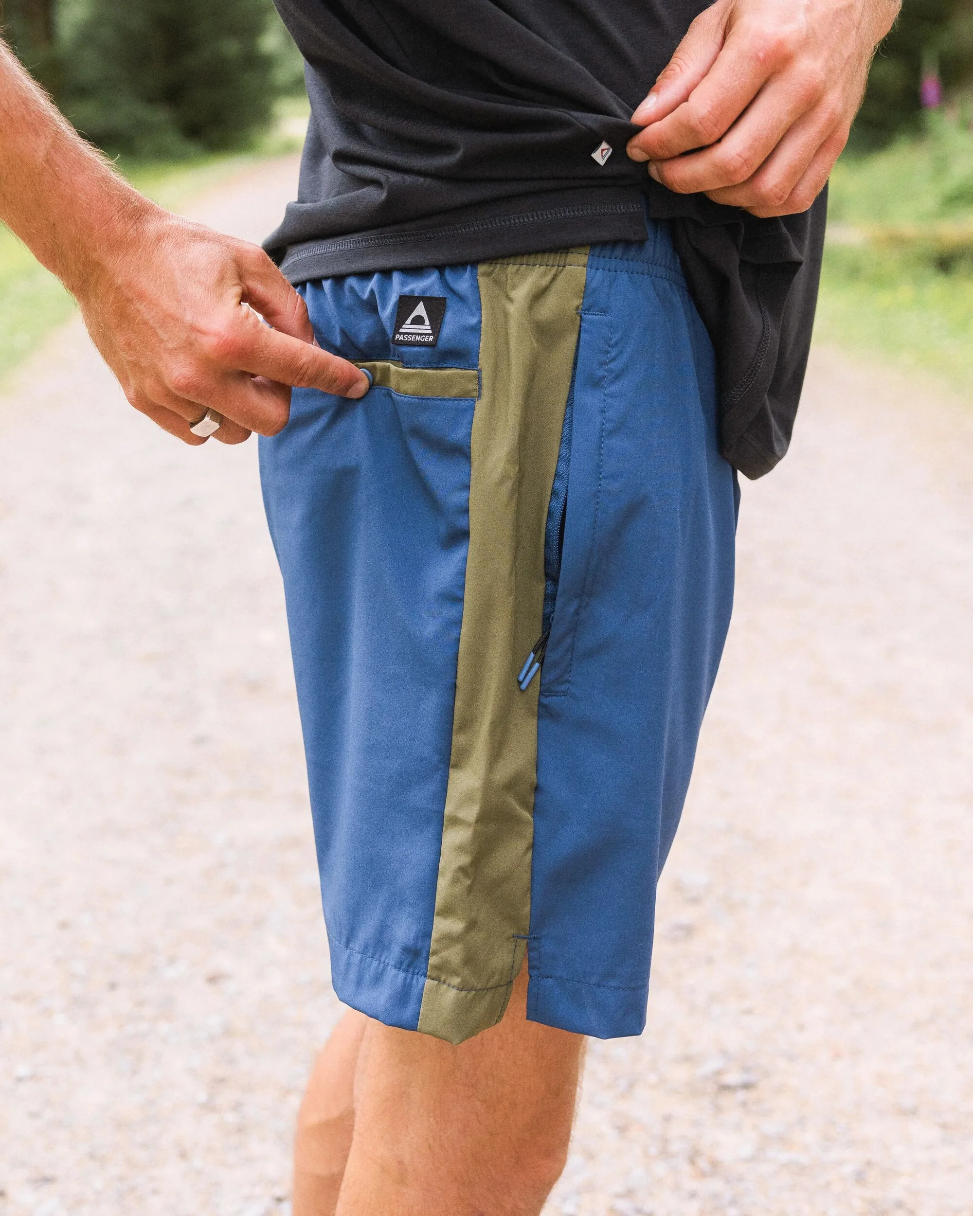 Swift Trail Short 7" - Dark Denim - Image 4