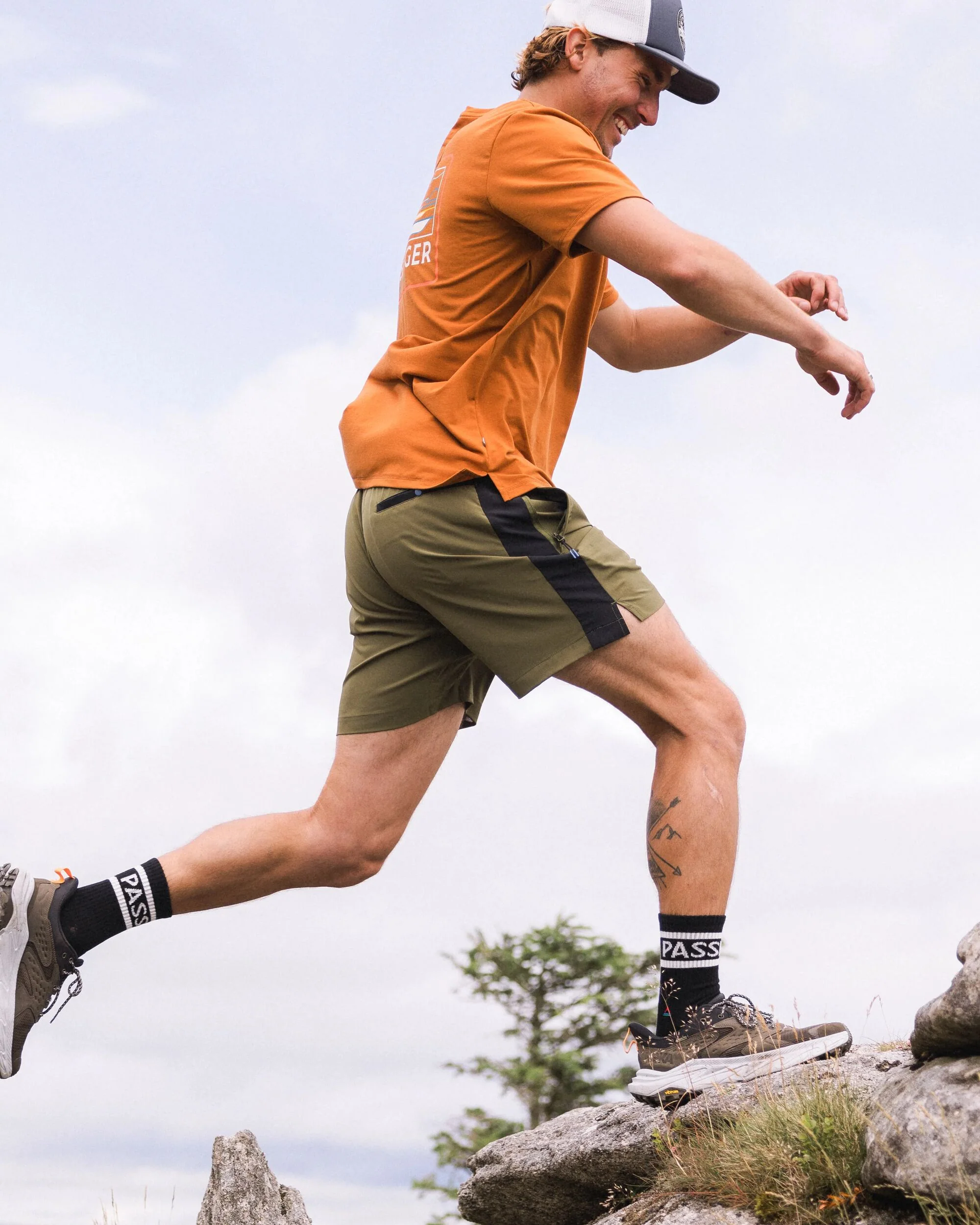 Swift Trail Short 7" - Khaki - Image 3
