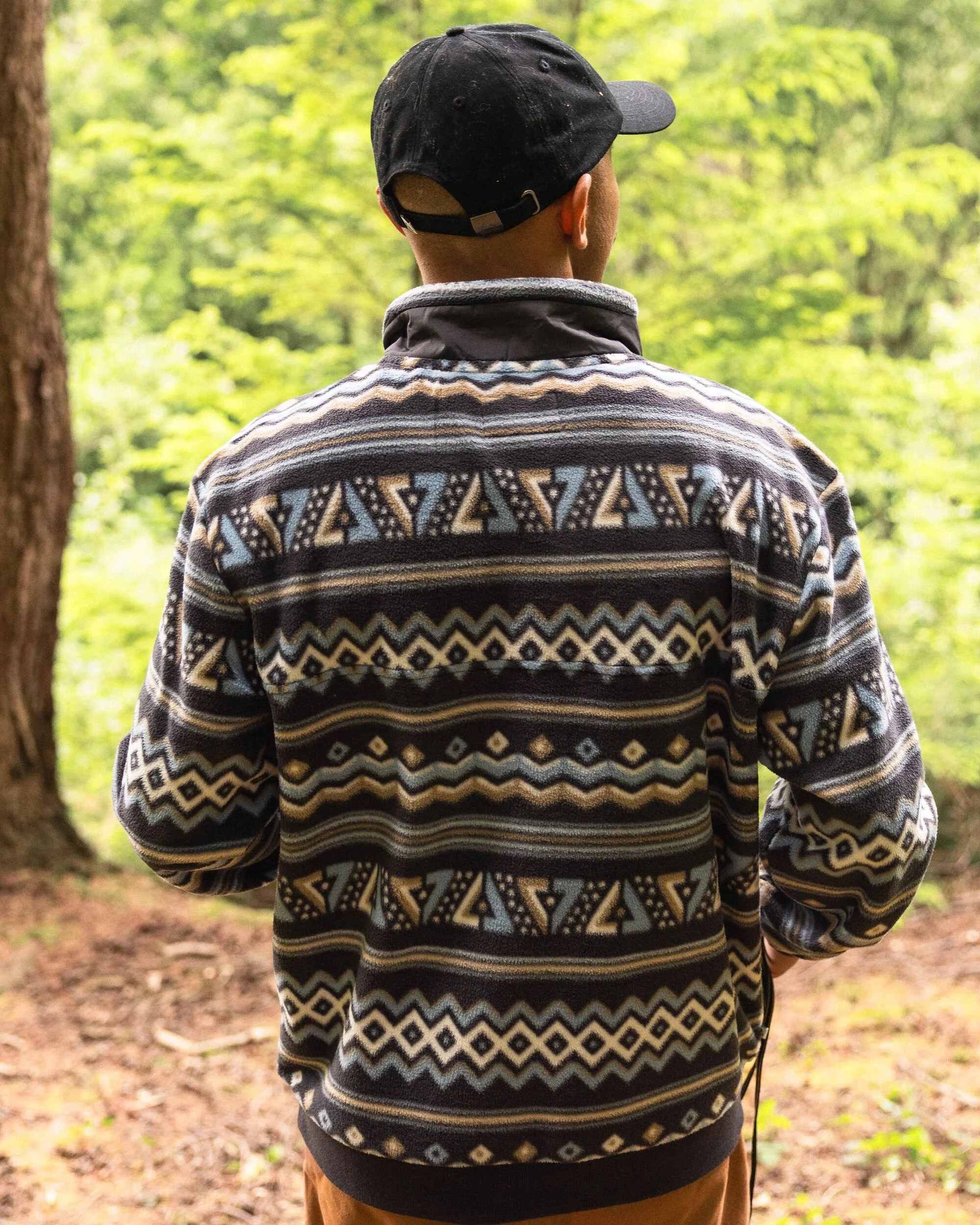 Take It Easy Polar Fleece - Geo Stripe Faded Black - Image 3