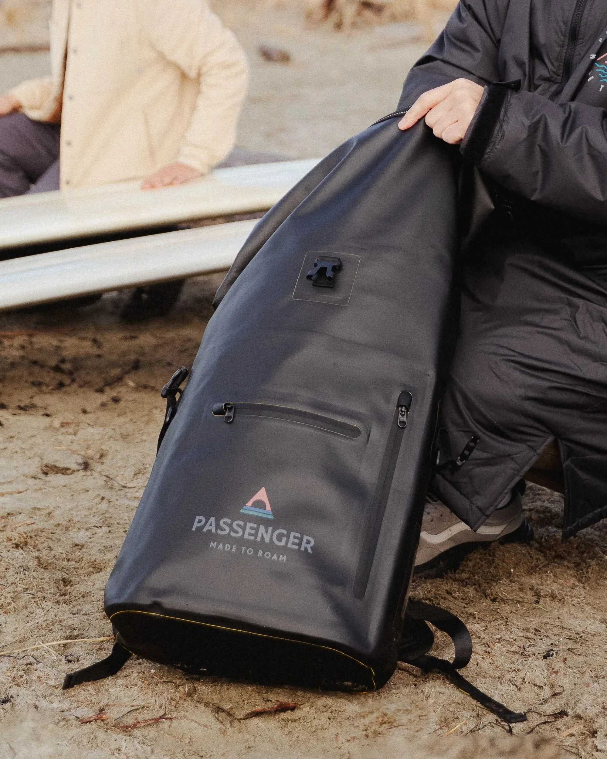 Tide 25L Dry Bag Backpack - Black - Image 7