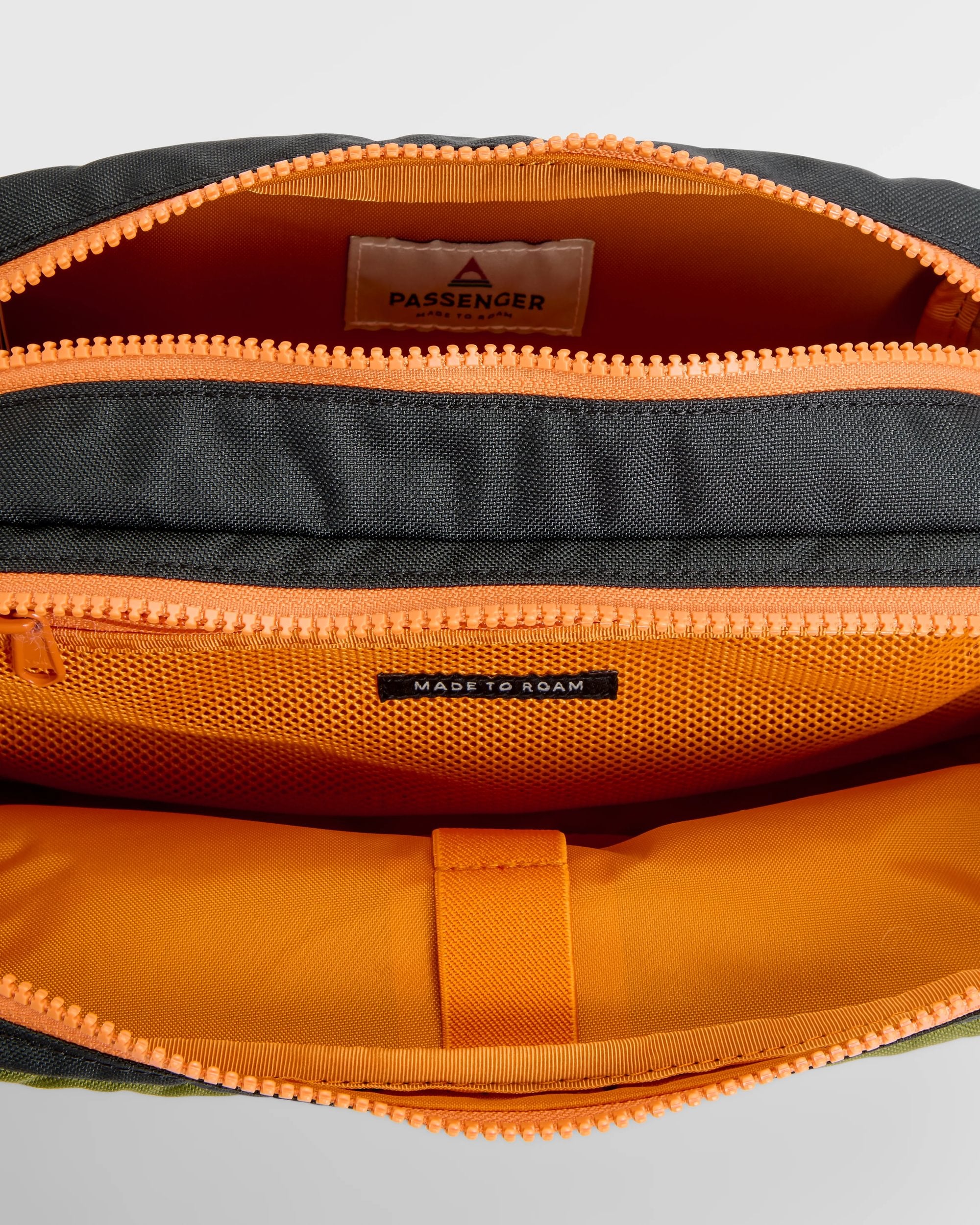 Travel Wash Kit - True Black/ Khaki - Image 6