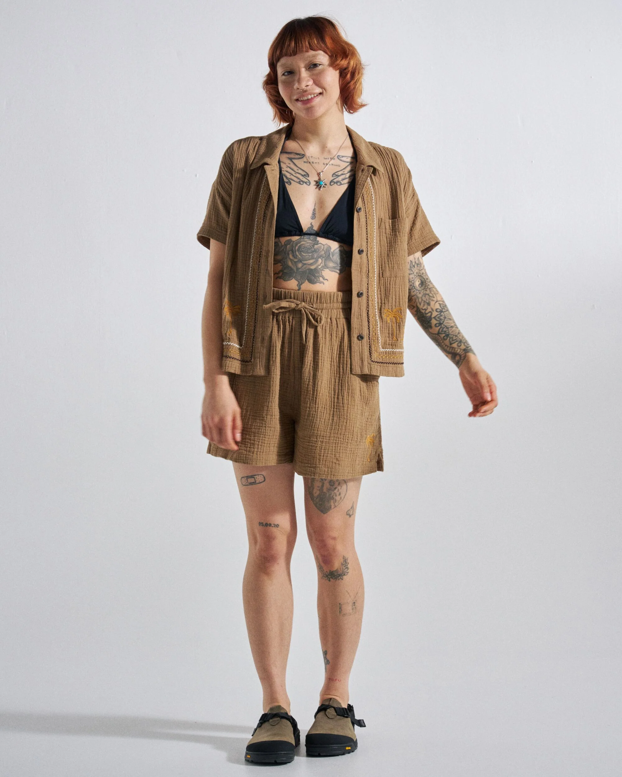 Waveney Cotton Short - Caramel Brown - Image 9