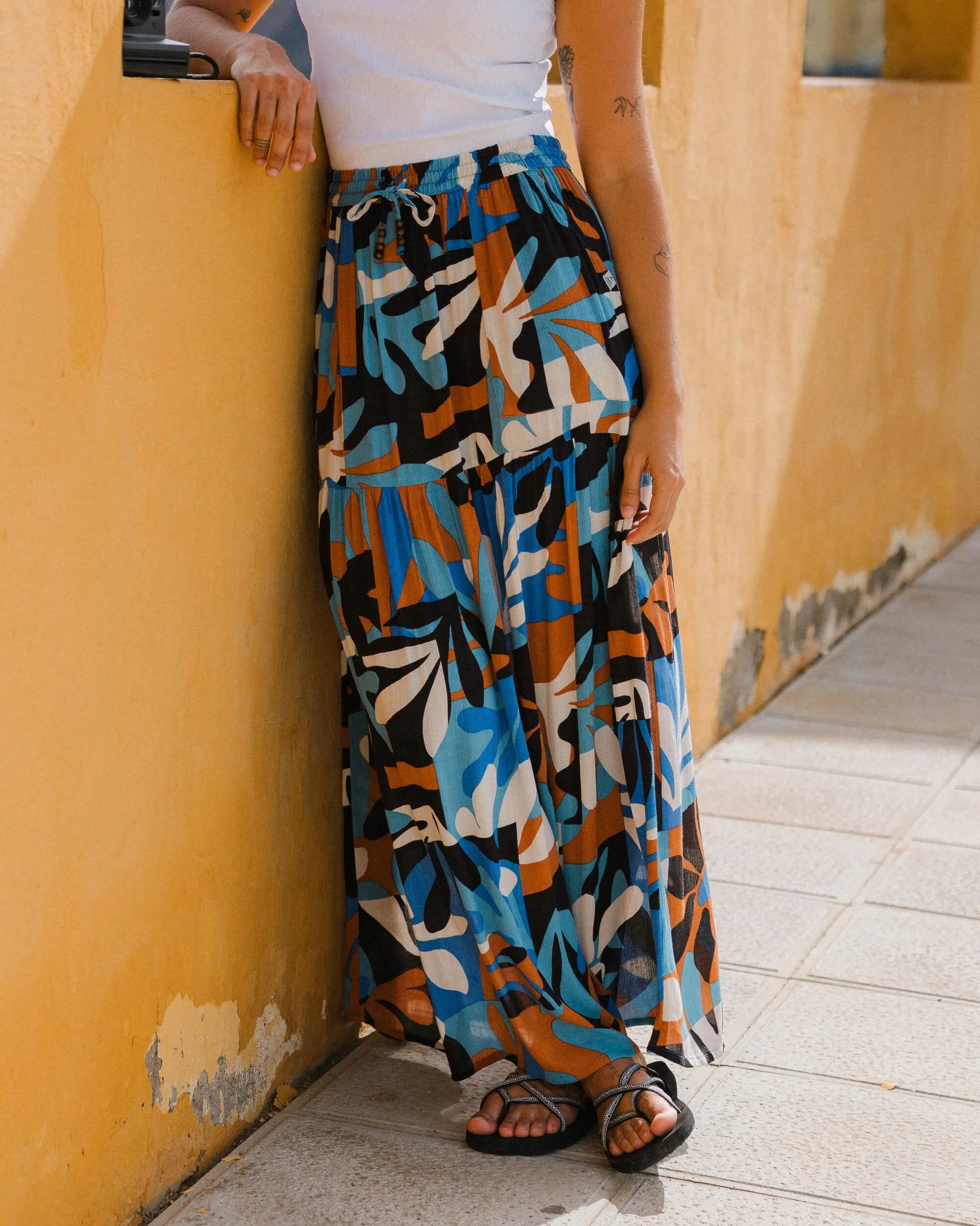 Zephyr Woven Maxi Skirt - Mountain Foliage Blue - Image 4